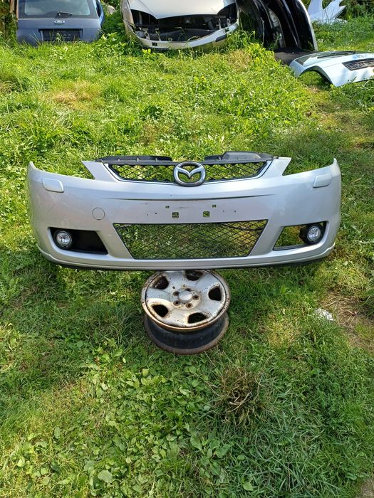 Mazda 5 05-08r передній бампер бампера