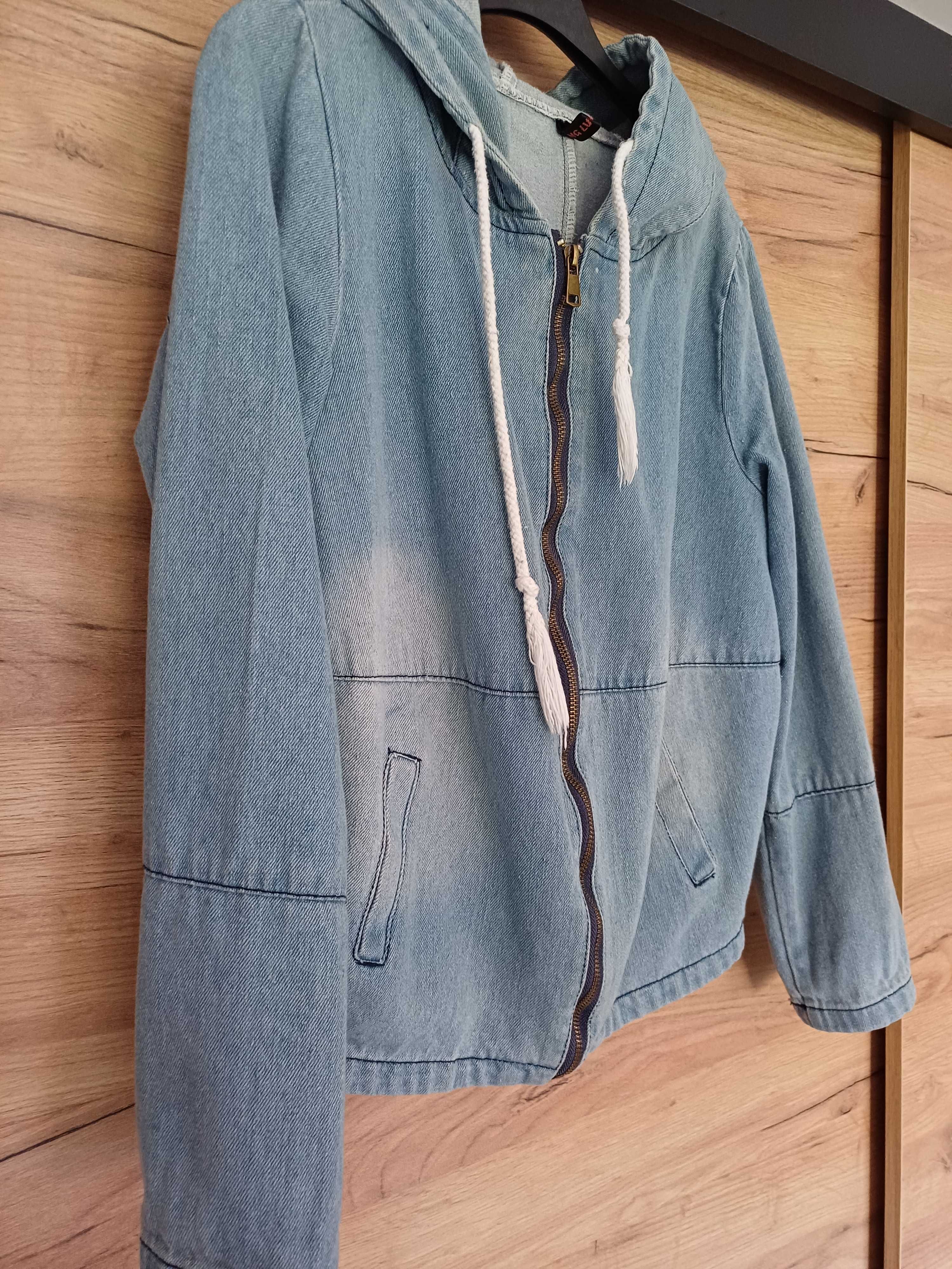 Wiosenna katana kurtka jeansowa z kapturem  S/M