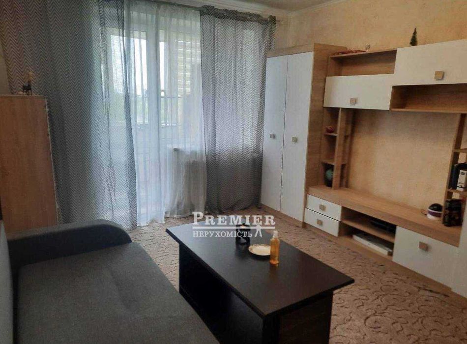 Продам квартиру з ремонтом