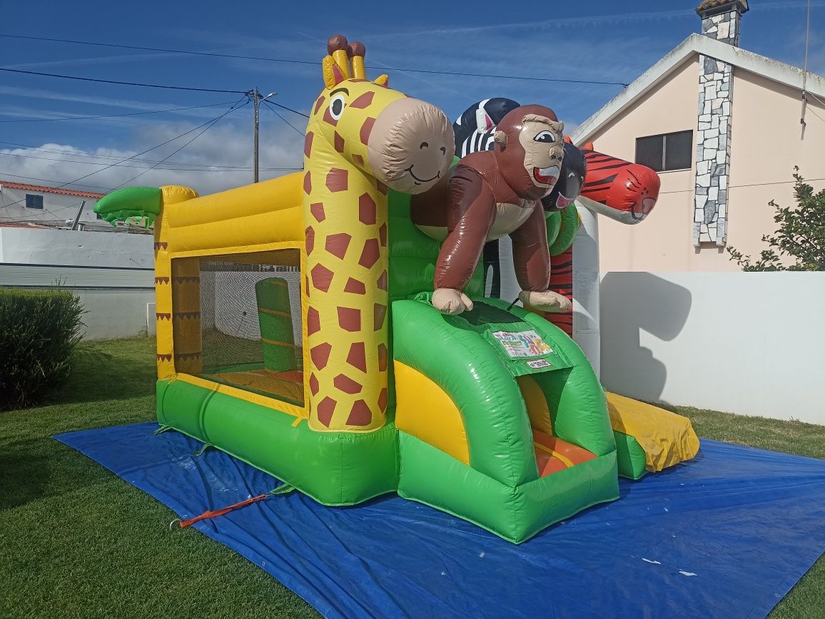 Insuflável JB inflatable seminovo