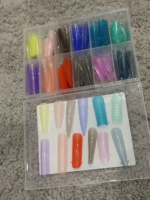 Верхні форми для нарощєння для френчу та кольорові