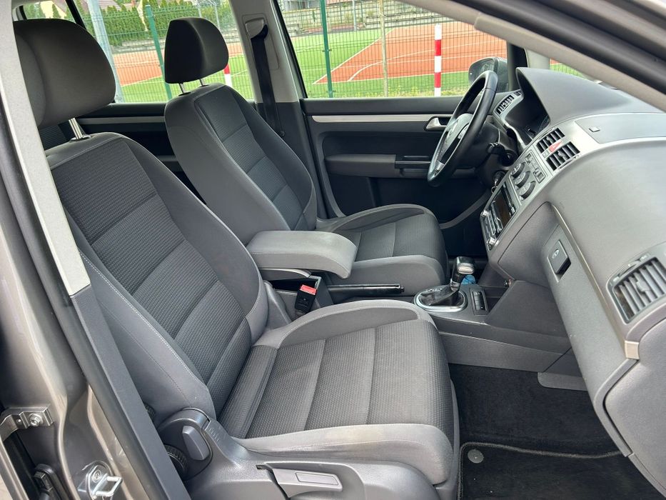 WV Touran 1,9 Td DSGi xenon 7 foteli Serwis