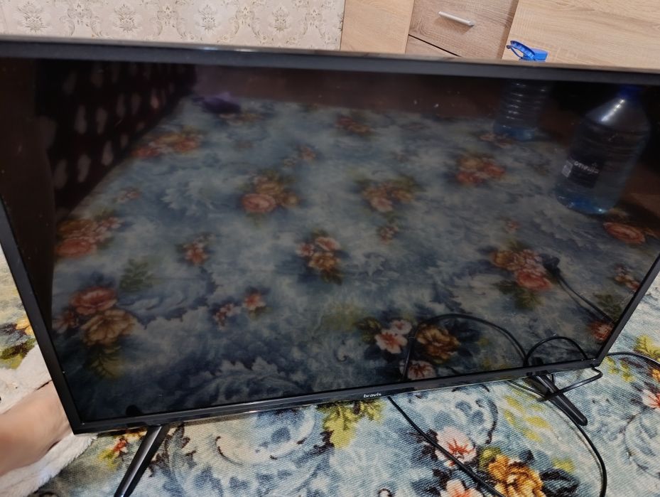 Продам телевизор Bravis