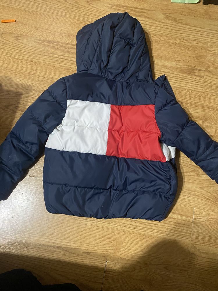 Курточка tommy hilfiger