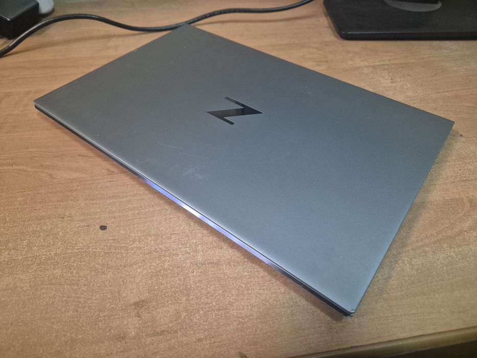 Laptop HP ZBOOK STUDIO G8 15,6" OLED 4K RTX 3070 I7 11850H 32GB Ram