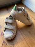 2 pares de Tenis crianca adidas 26