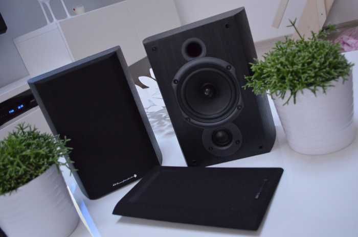 Angielskie kompaktowe kolumny Wharfedale Diamond Dia głośniki