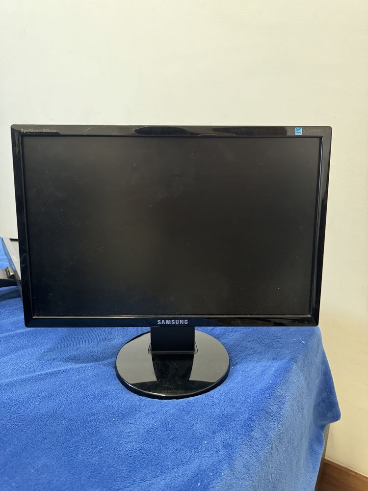 5 Ecrãs HP e Samsung
