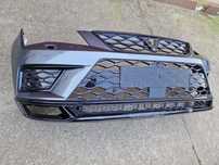 Seat Ateca CUPRA 16- zderzak przedni kratka grill 575