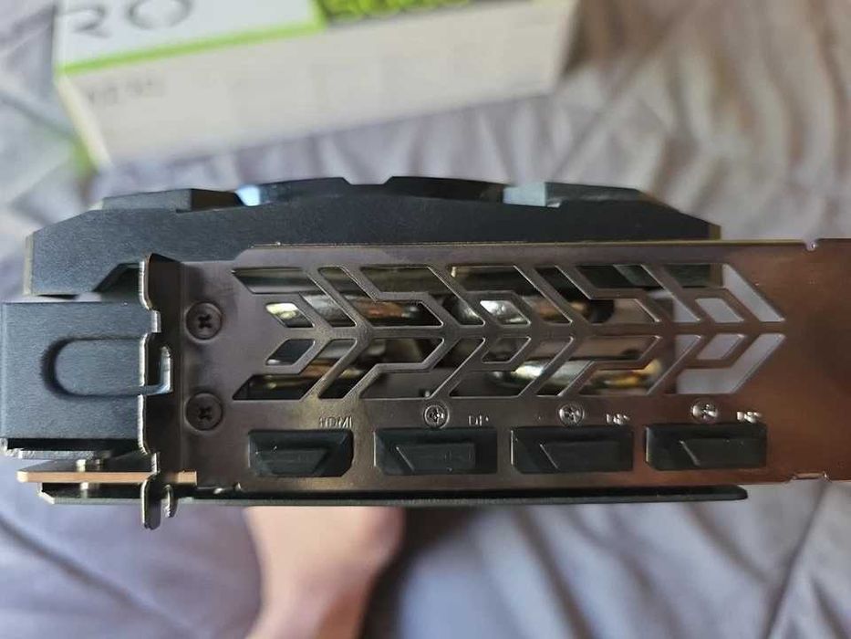 Продається відеокарта AMD Radeon RX 6900 XT 16GB