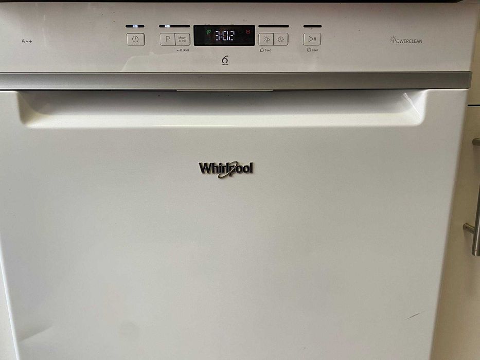 Máquina lavar Whirpool em excelente estado