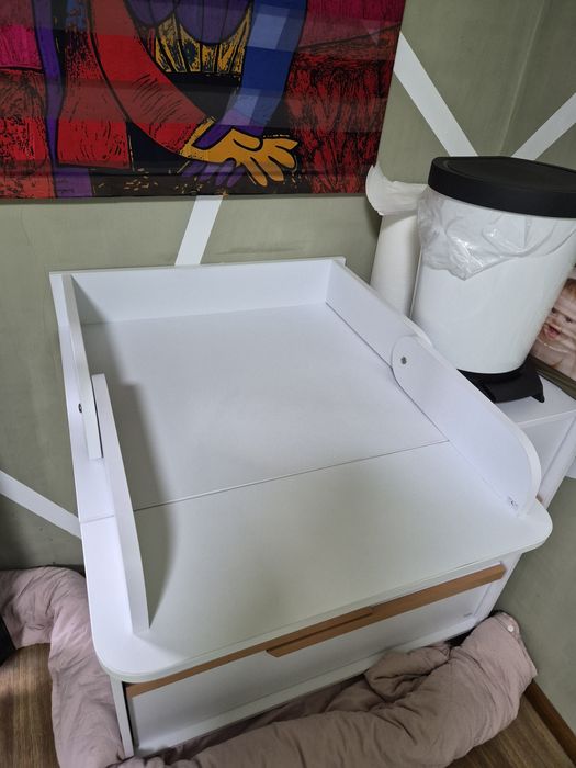 Пеленальний столик на комод