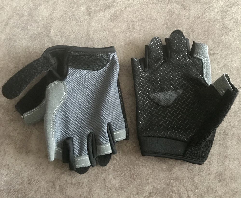 Rękawiczki sportowe rozmiar S