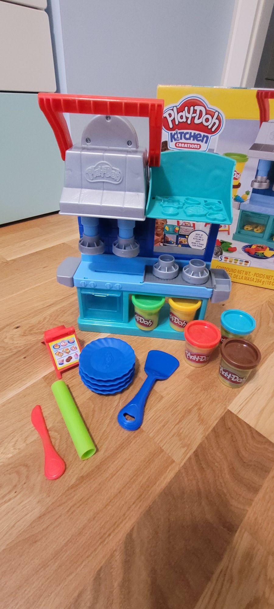 Play-Doh Kitchen kuchnia zestaw ciastolina restauracja