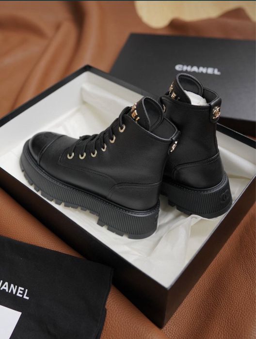 Ботинки Chanel, сапожки, берци
