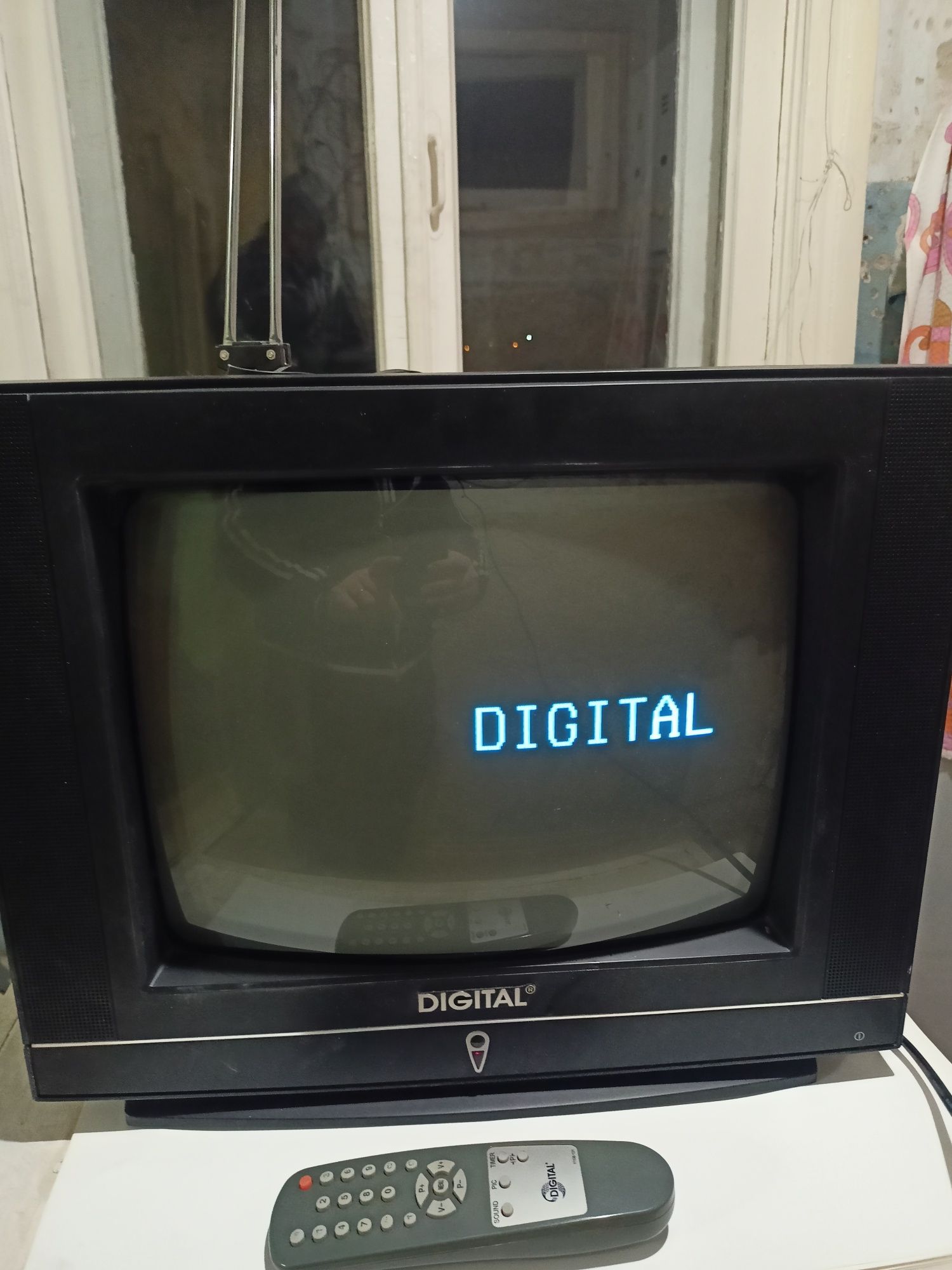 Телевізор Digital DTV-14J4 USA, 14 дюймів