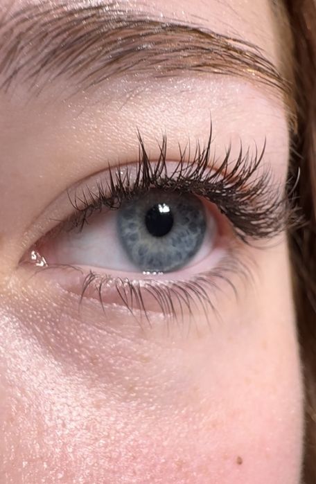 Запрошую на Led та звичайне нарощування вій (Наращивание ресниц Днепр)