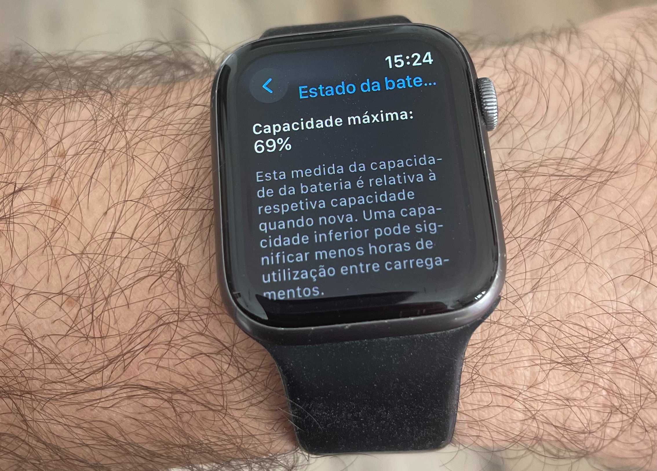 Apple Watch Series 4 - Modelo A1978 Space Gray - 16GB - GENUÍNO