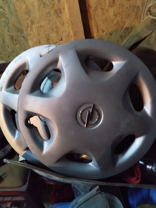 Колпаки на Опель вектора б