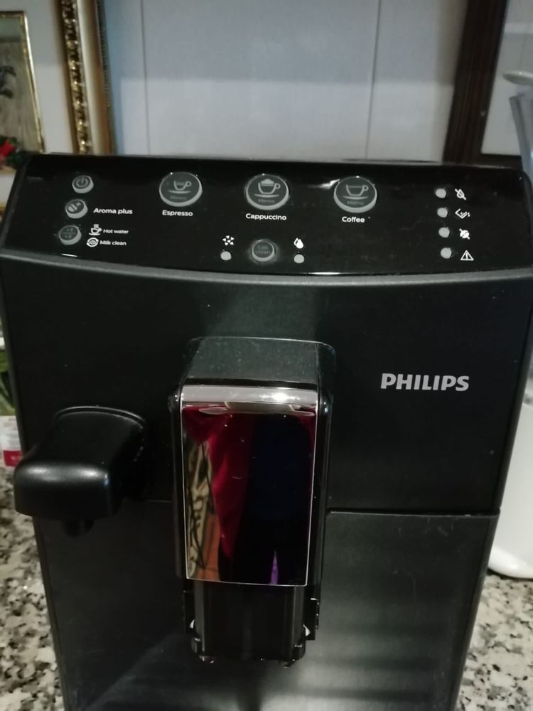 Máquina de café PHILIPS HD8829