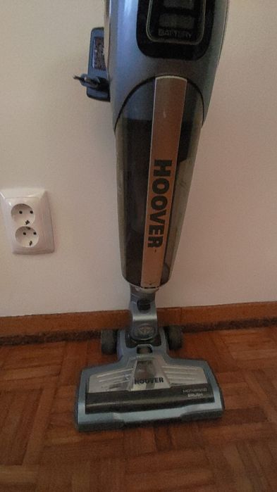 Hoover Athens Evo 32.4V avariado