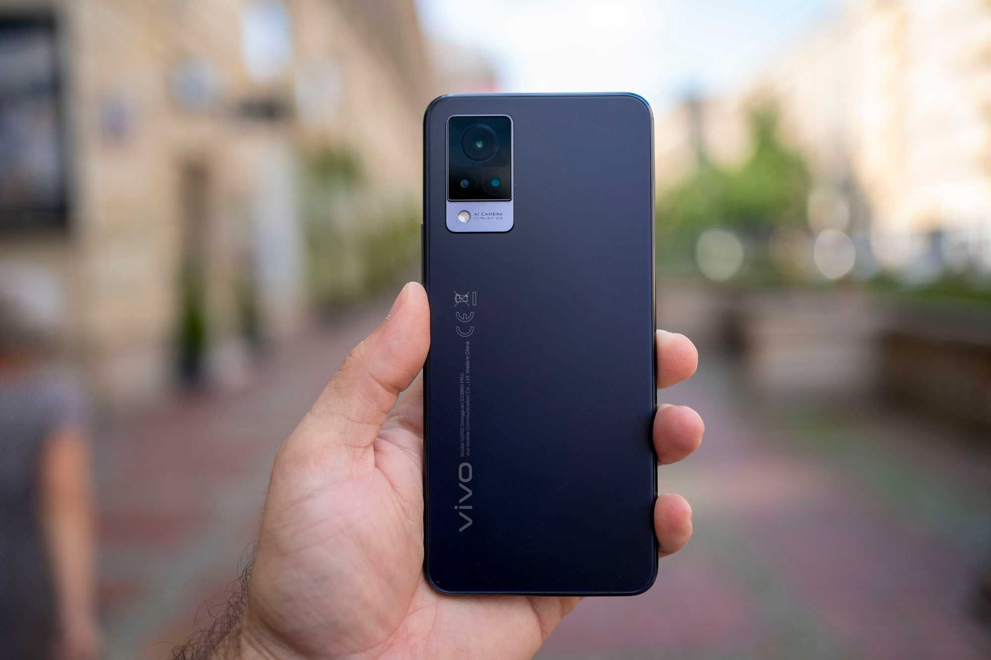 DWA smartfony Vivo V21 5G (V2050). Cena za sztukę
