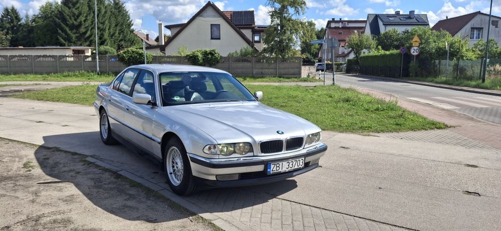 Bmw serii 7 E38 2.8 Benz + Gaz 2000 rok