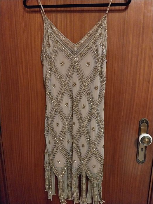 Vestido de tule bordado Zara