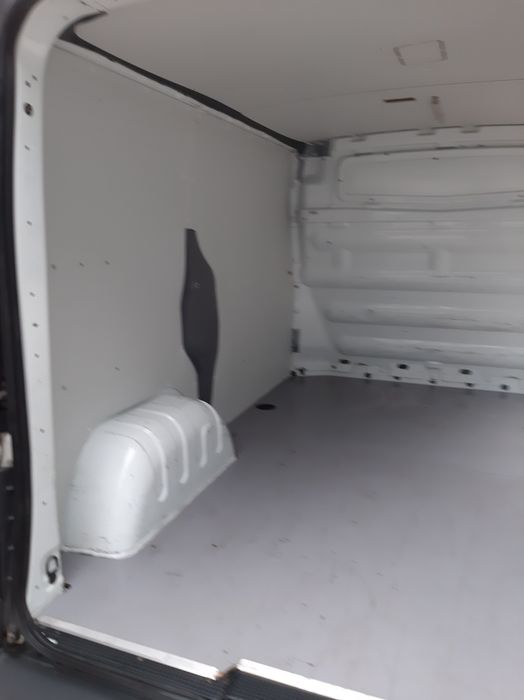 Продам рено трафік