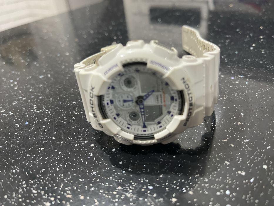 G-shock biały oryginalny