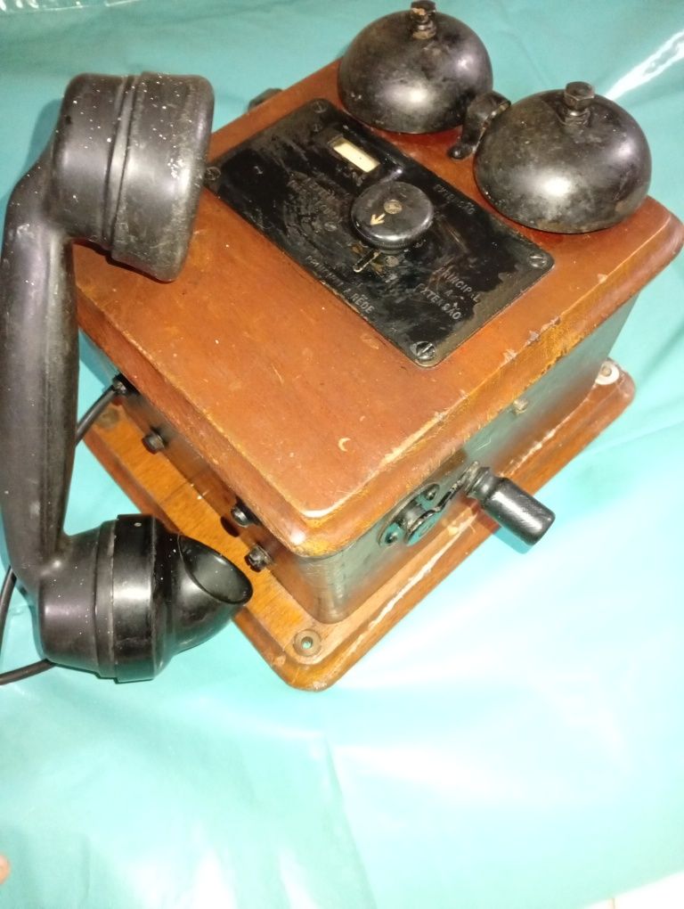 Telefone de Extensão em madeira e Bakelit