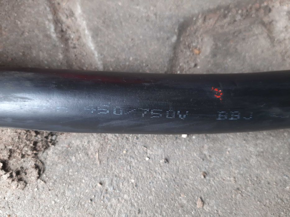 skrzynka rozdzielcza z przewodem  linka  40 mb 4 żyły 760 V