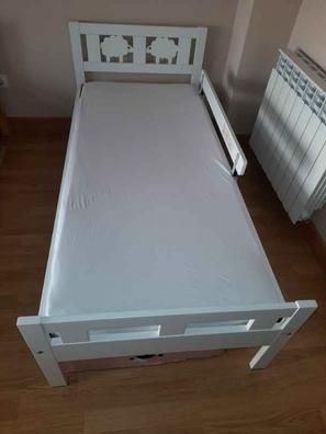 Cama de criança com colchão