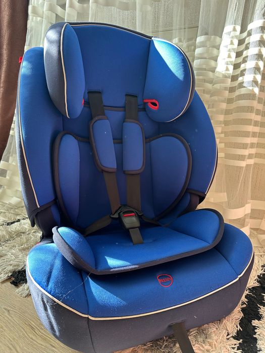 Автокресло HD в хорошем состоянии