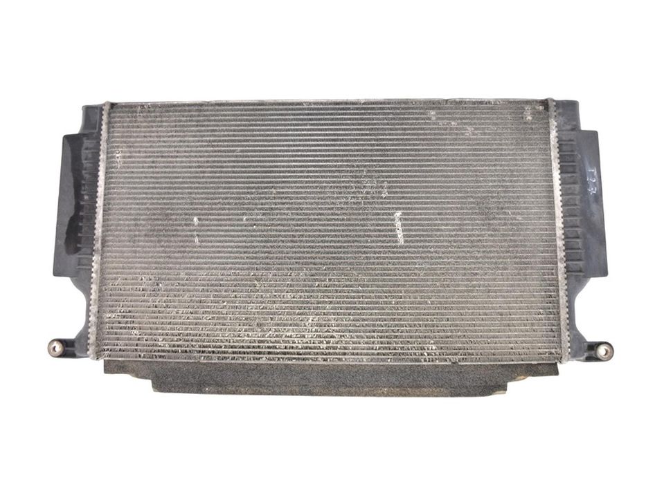 Радіатор TOYOTA AVENSIS T27 2012-2015 16400-0R061