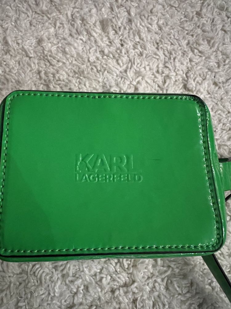 Цікава сумочка Karl Lagerfeld (оригінал)