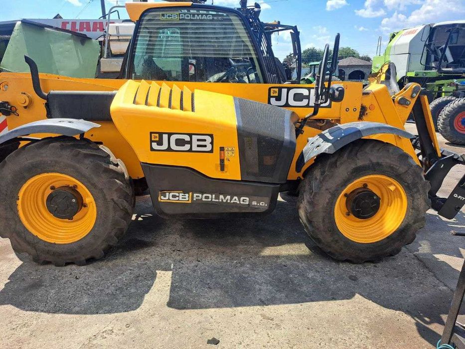 Телескопічний навантажувач JCB 531-70