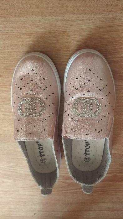 Туфлі - макасіни для дівчинки