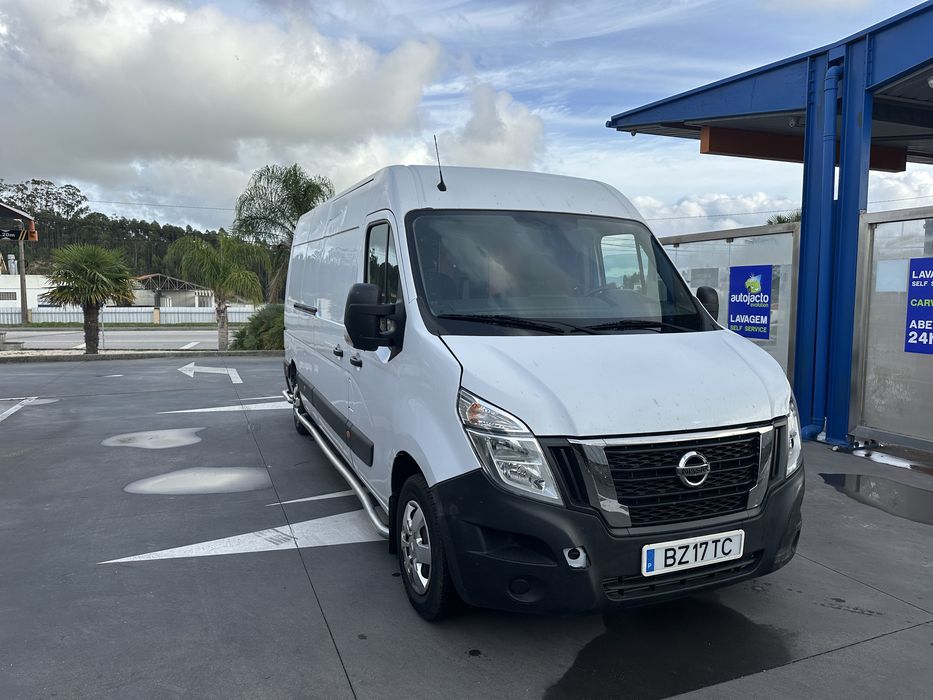 Nissan NV400  ano pouco km 2020 ano