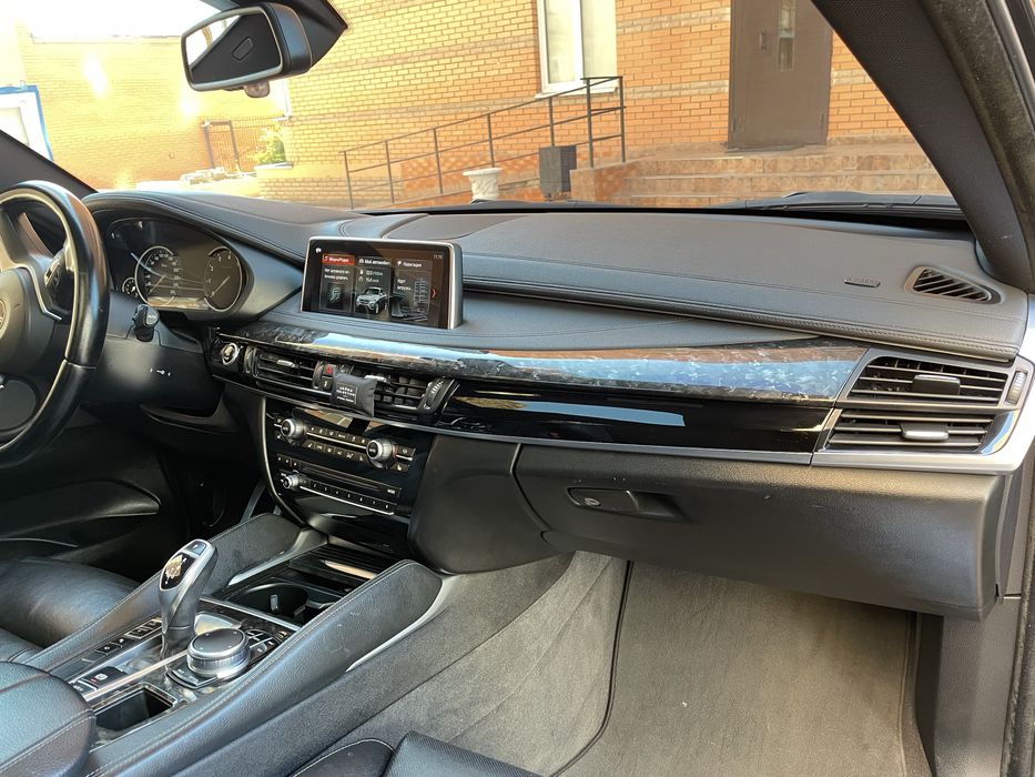 Продам Bmw X6 2017