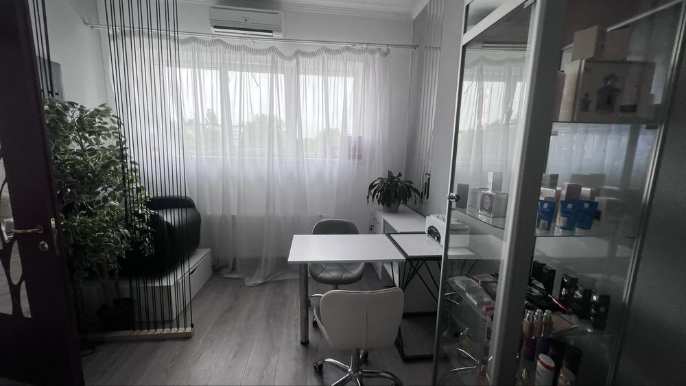 Оренда місця майстра манікюру/педикюру в центрі міста