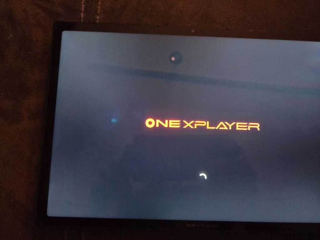 Laptop Konsola OneXplayer X1 AMD 8840U 32GB 1TB  Stacja Oculink
