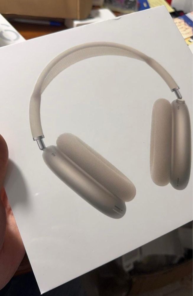 Airpods Max tipo-C disponível