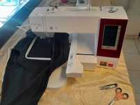 Máquina de Bordar ELNA Expressive 830L