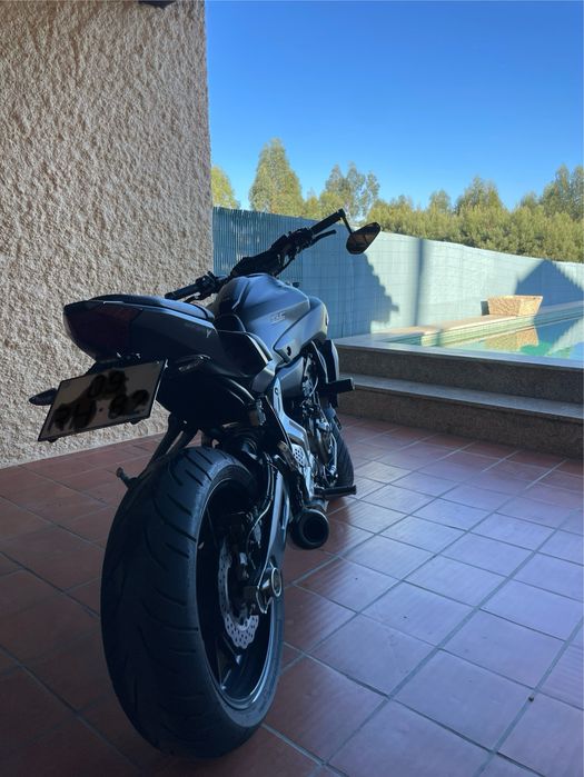 Vendo Mt-07 escape sc project original