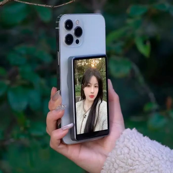 Магнітний екран/монітор для смартфонів з динаміками на задню панель