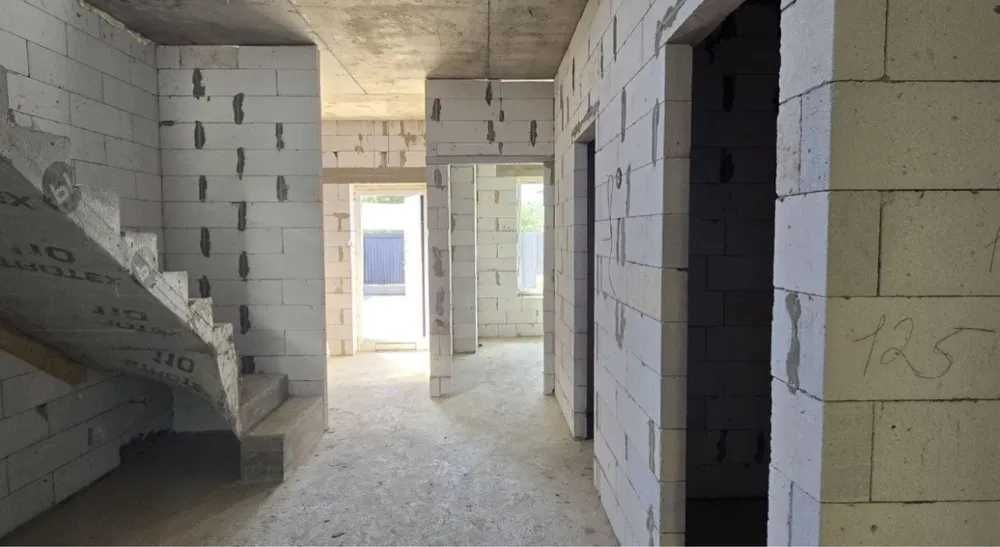 Без%!Продам Дуплекс 130м2 с. Гатне  97000 торг