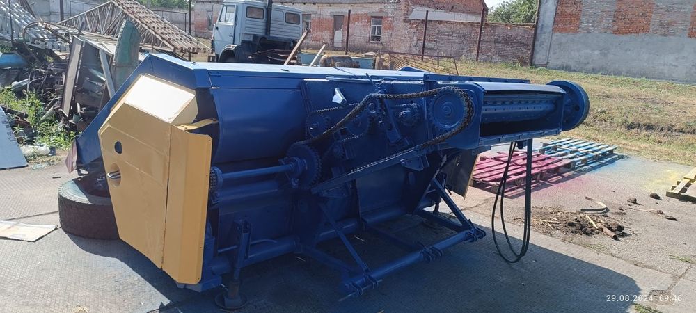 Продаємо жниварку КМС-4 до комбайна СК-5"Нива"
Жниварка в гарному стан