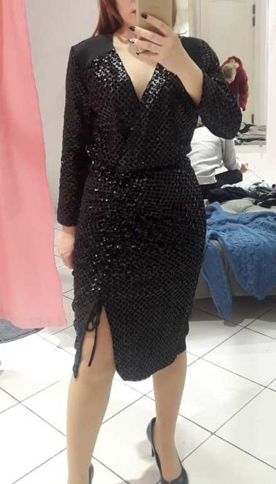 Сукні для корпоративу