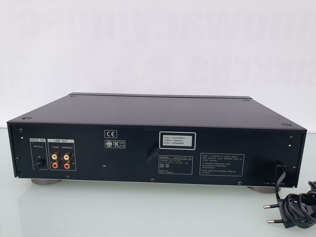 Odtwarzacz CD SONY CDP-761/ Regulowane OUT / CYFRA OPTYK